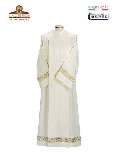 Alb with pleat - CAM514  -  CAM514