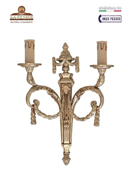 Empire style brass wall light - APIM  -  APIM