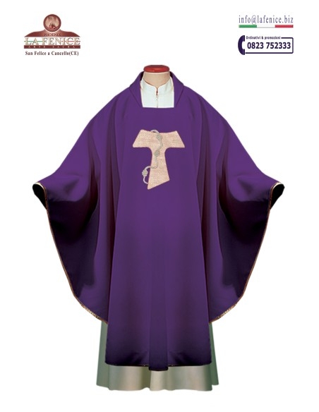 CAS21677 - Embroidered Chasuble.  -  CAS21677