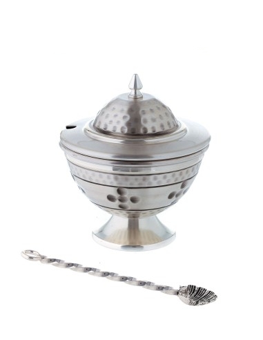 Incensario y barco cincelado a mano y plateado...