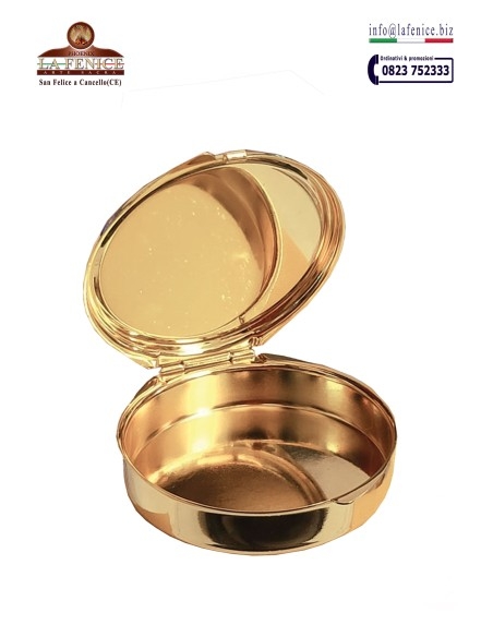 Pyx in gold-plated brass with "TAU" wooden medallon, diameter 5.8 cm - TEC305