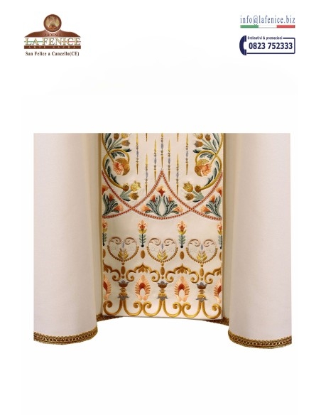 Embroidered Chasuble - CAS19056
