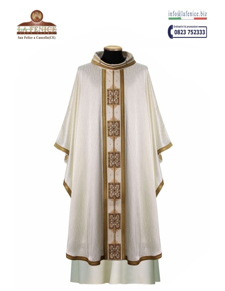 Embroidered Chasuble - CAS19527